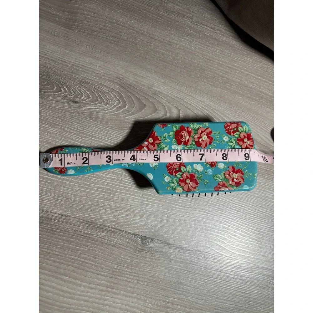 The Pioneer Woman Floral Paddle Hair Brush cottagecore Rose Detangling Tool